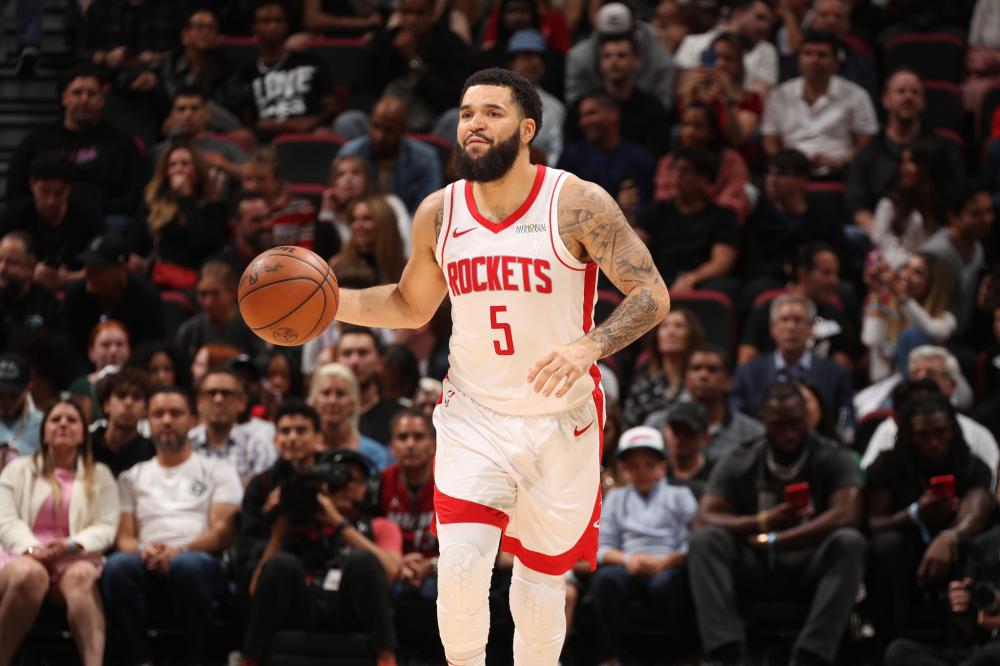 队中有亨利 队中有亨利