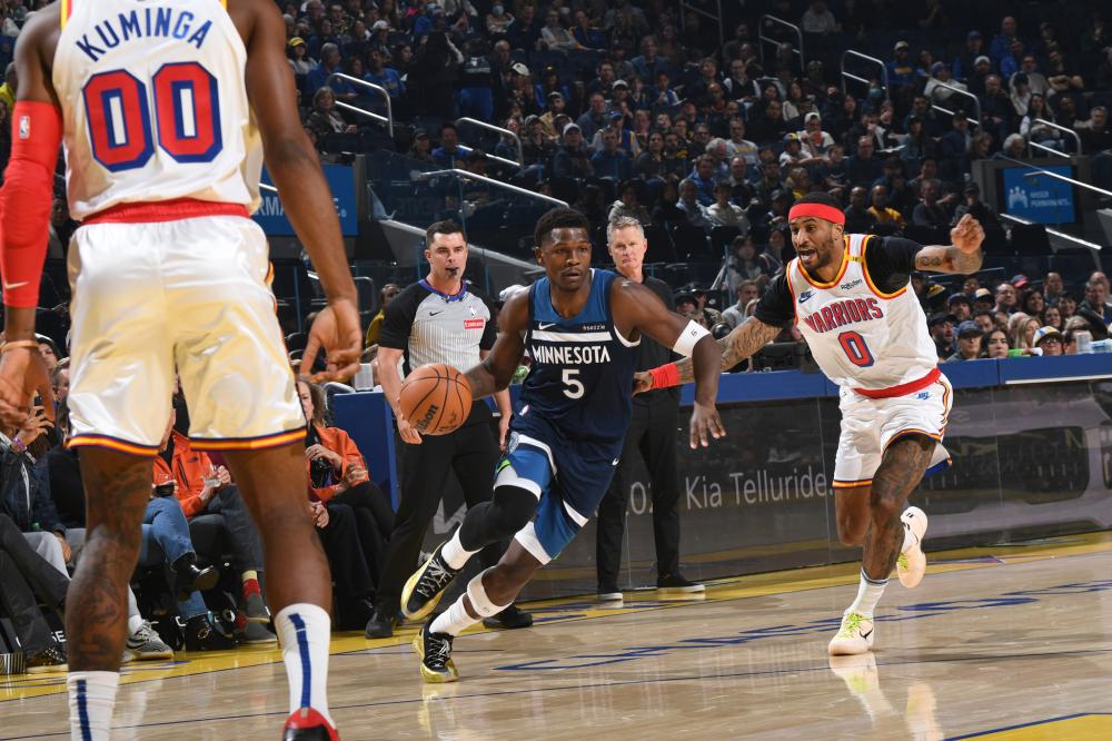 对球员间矛 对球员间矛